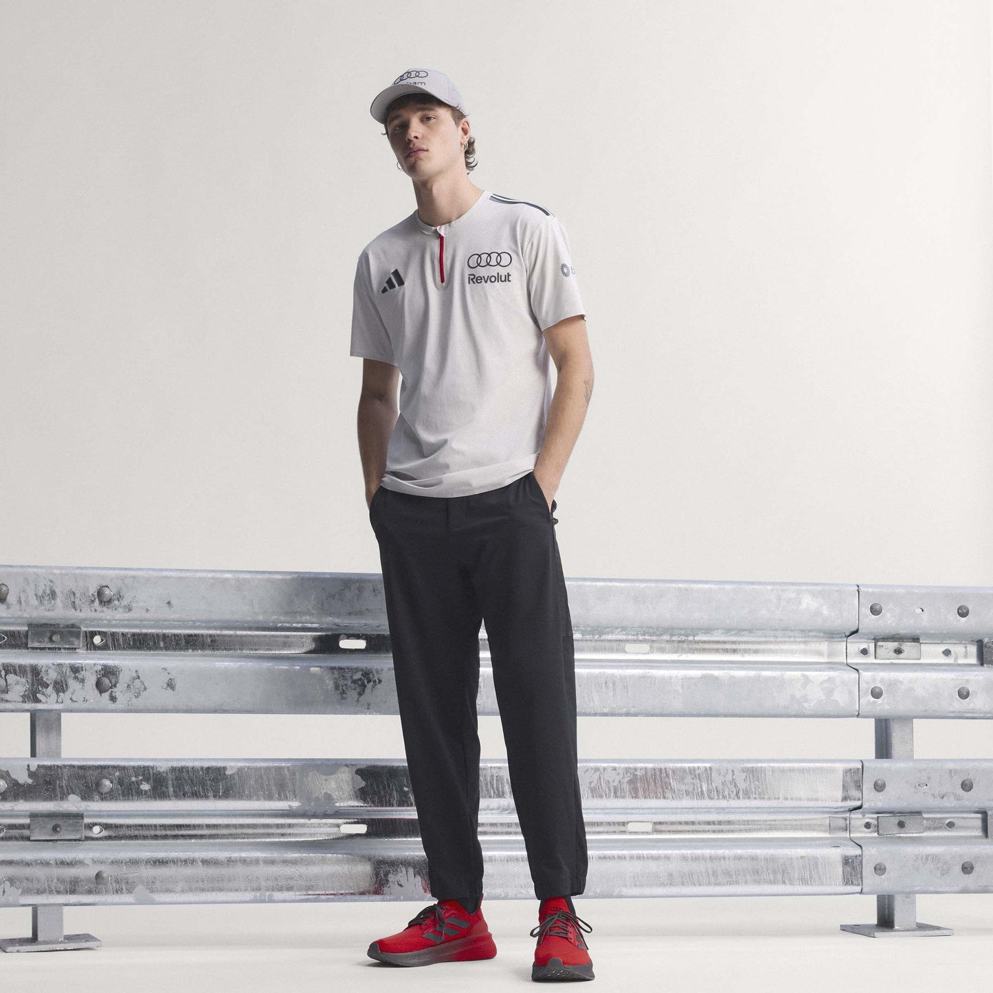 Polo Shirt - Mens S - F1 Teamwear Engineers - Audi Formula One